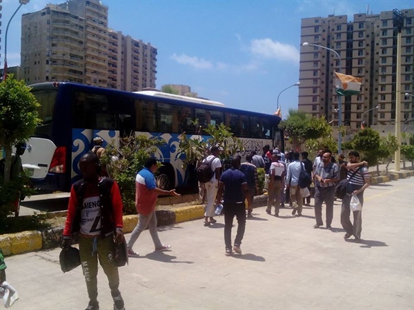 أكثر من 90 طالبًا بالفوج الأخير بالمعسكر الصيفي في الإسكندرية