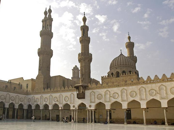 بالتعاون مع مدن البعوث الإسلامية .. لجنة تطوير منظومة الوافدين تسلم جوائز الصالون الأدبي الشهري للطلاب الفائزين